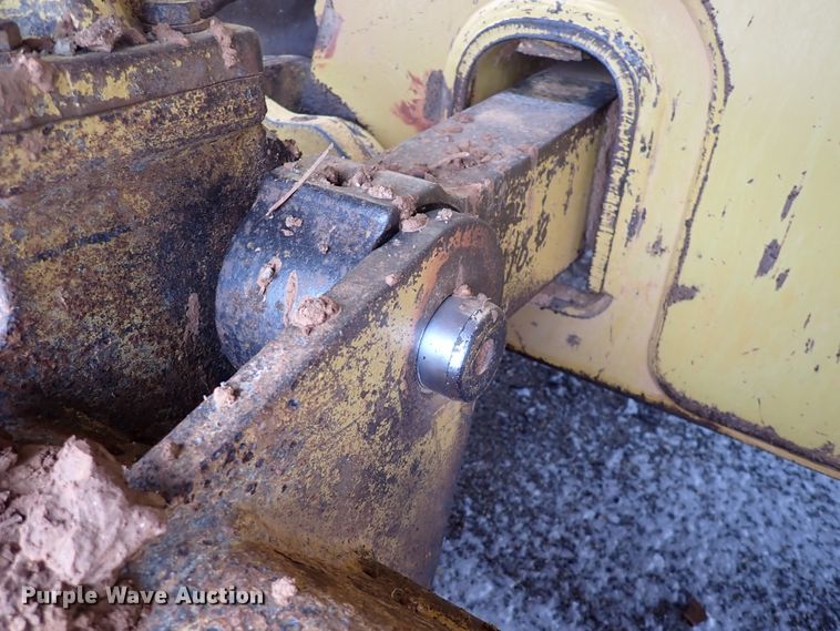 image for item DJ0058 2006 Caterpillar D6N LGP  dozer