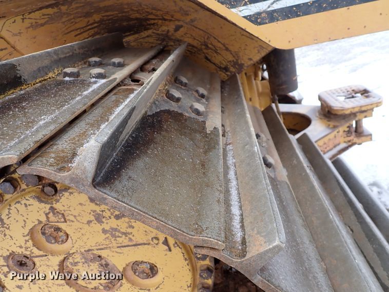 image for item DJ0058 2006 Caterpillar D6N LGP  dozer