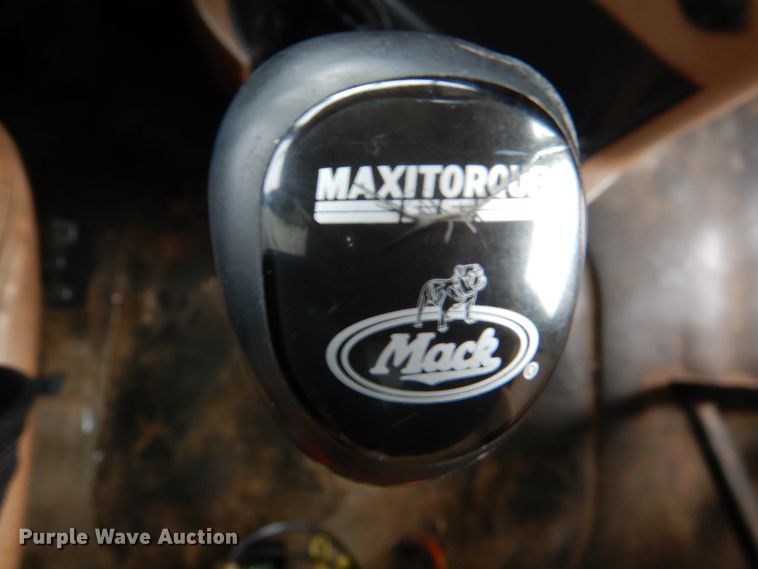 image for item DJ0379 2009 Mack Granite   dump truck