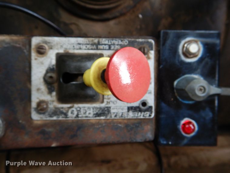 image for item DJ0379 2009 Mack Granite   dump truck