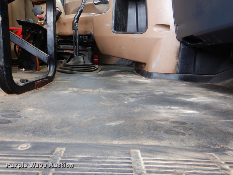 image for item DJ0379 2009 Mack Granite   dump truck