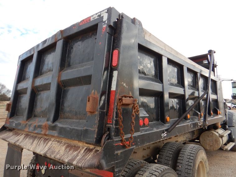 image for item DJ0379 2009 Mack Granite   dump truck