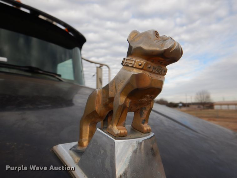 image for item DJ0379 2009 Mack Granite   dump truck