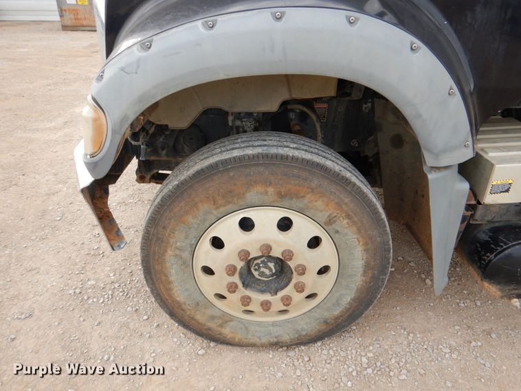 image for item DJ0379 2009 Mack Granite   dump truck