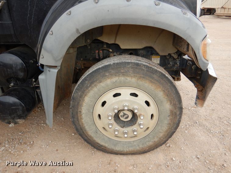 image for item DJ0379 2009 Mack Granite   dump truck