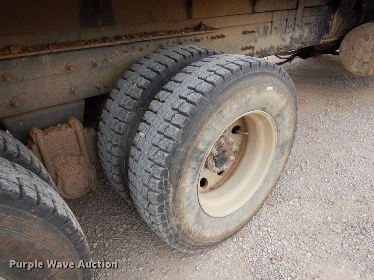 image for item DJ0379 2009 Mack Granite   dump truck