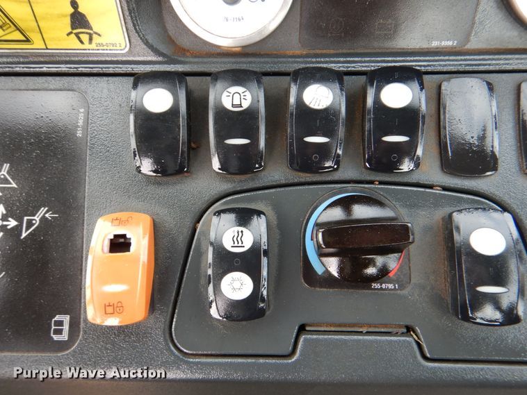 image for item DJ0380 2008 Caterpillar 420E  backhoe