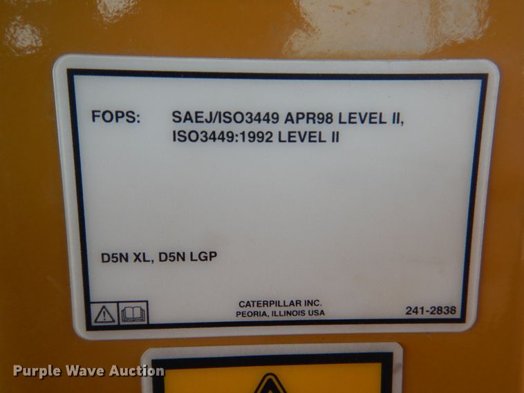 image for item DJ0381 2004 Caterpillar D5N XL  dozer