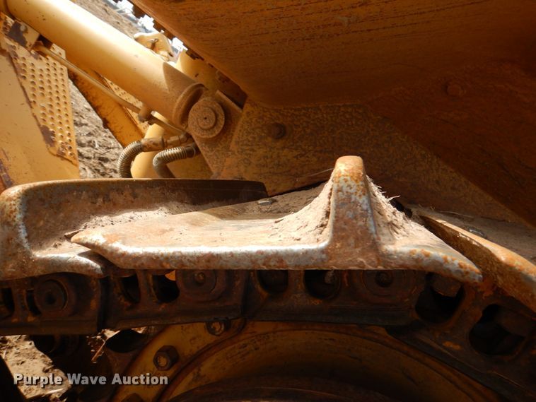 image for item DJ0381 2004 Caterpillar D5N XL  dozer