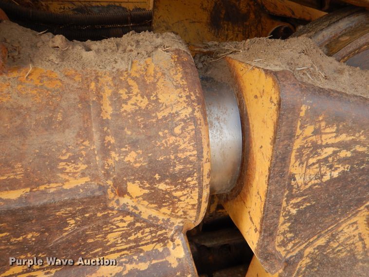 image for item DJ0381 2004 Caterpillar D5N XL  dozer