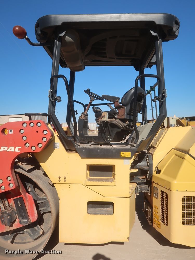 image for item DJ2298 2011 Dynapac CC384HF  double drum vibratory roller