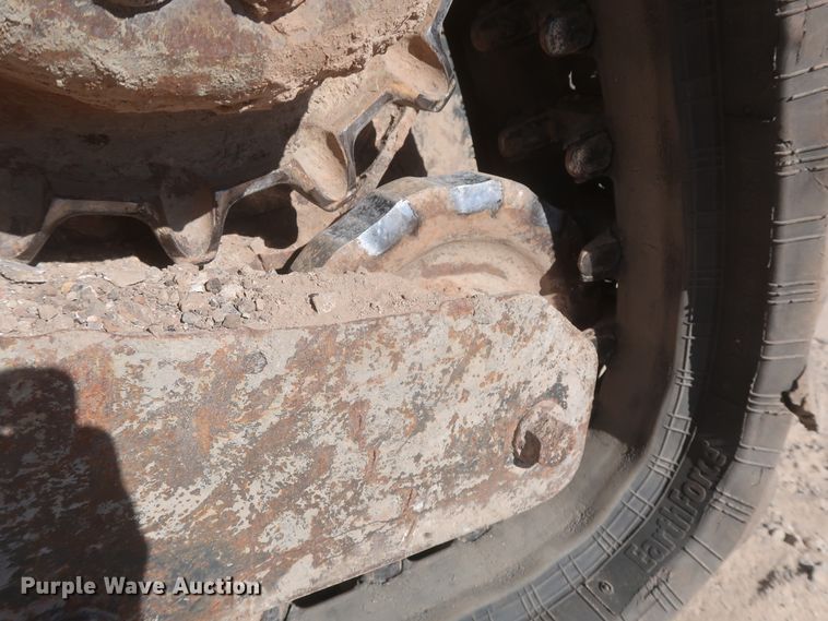 image for item DJ2301 2014 Bobcat T590  tracked skid steer loader