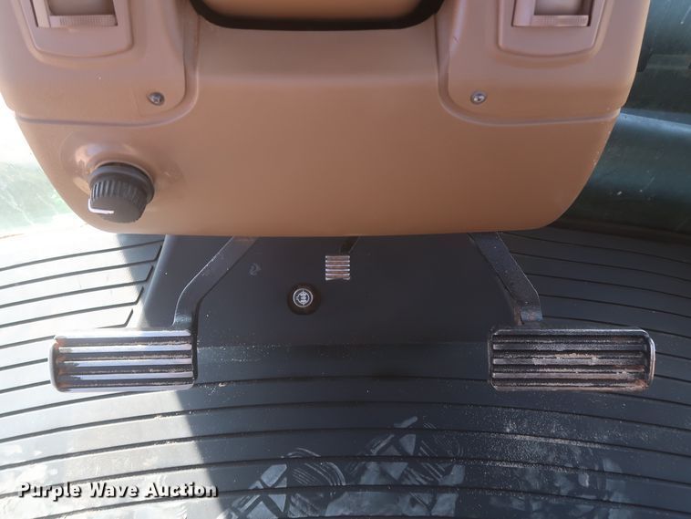 image for item DJ2302 2008 John Deere 9630 Scraper Special  tractor