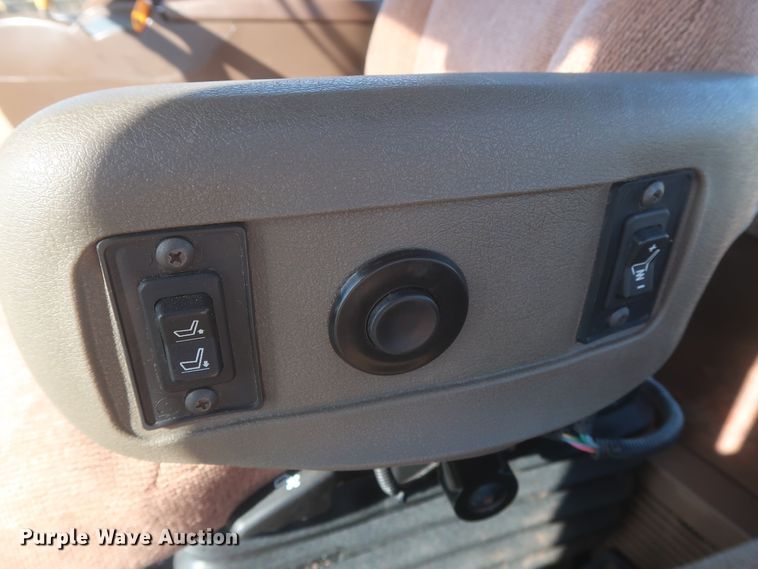 image for item DJ2302 2008 John Deere 9630 Scraper Special  tractor