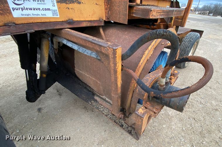 image for item DJ7290 Broce T20  sweeper