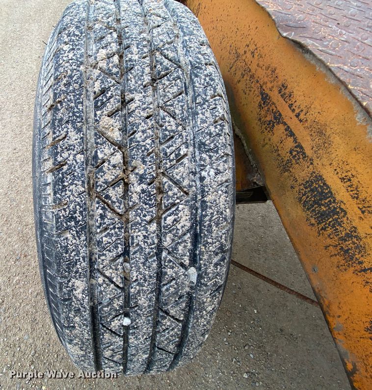 image for item DJ7290 Broce T20  sweeper