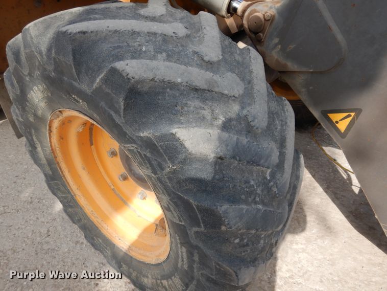 image for item DJ8225 2013 Volvo L35B PRO  wheel loader