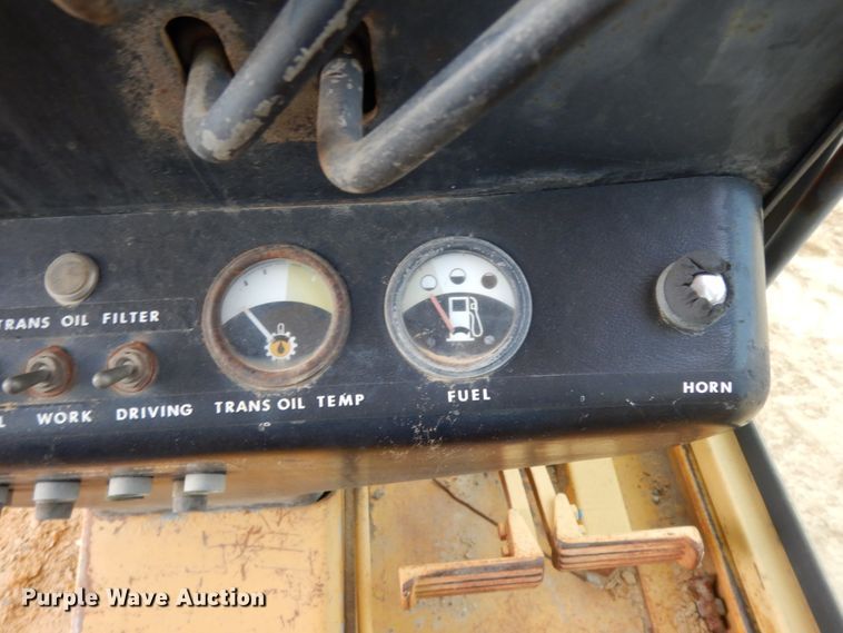 image for item DJ8235 1973 John Deere 570A  motor grader