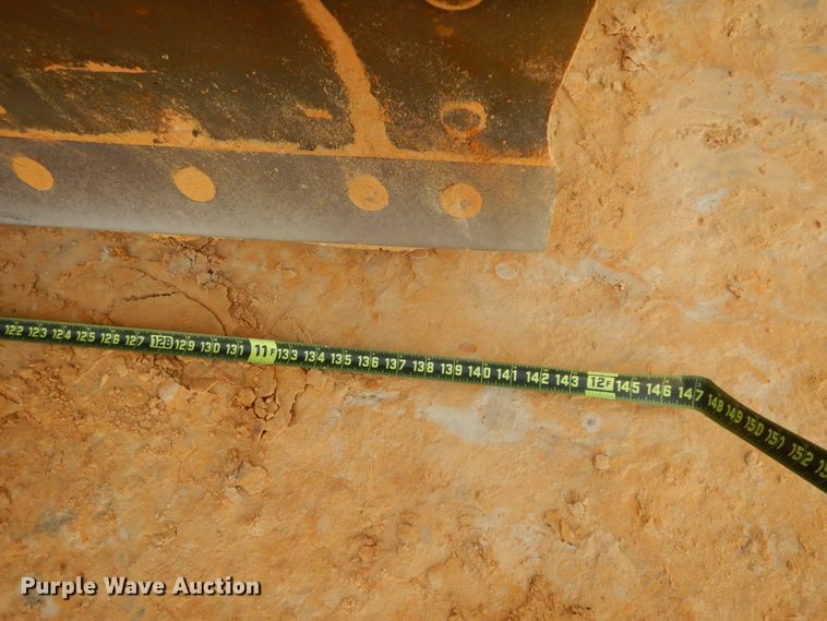 image for item DJ8235 1973 John Deere 570A  motor grader