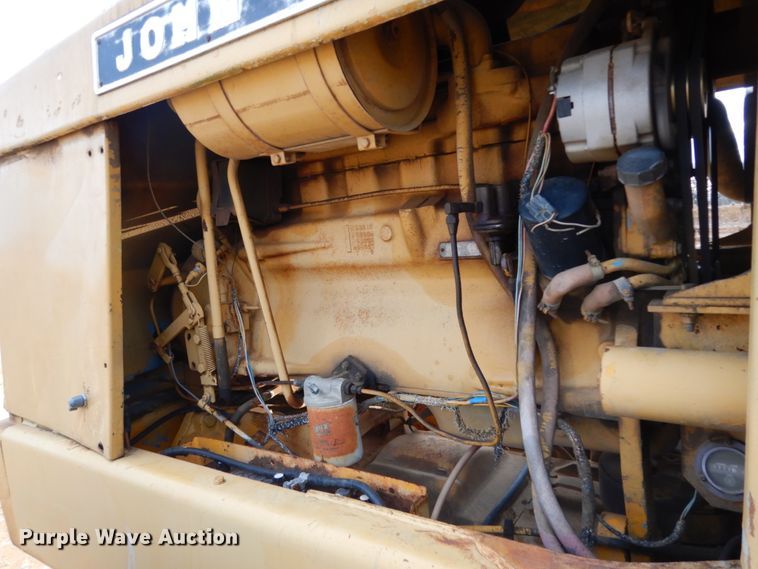 image for item DJ8235 1973 John Deere 570A  motor grader