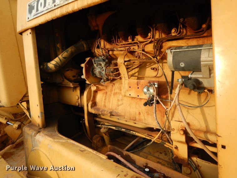image for item DJ8235 1973 John Deere 570A  motor grader