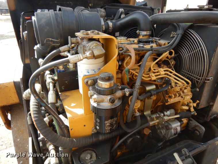 image for item DJ8237 Caterpillar CB-224E  double drum vibratory roller