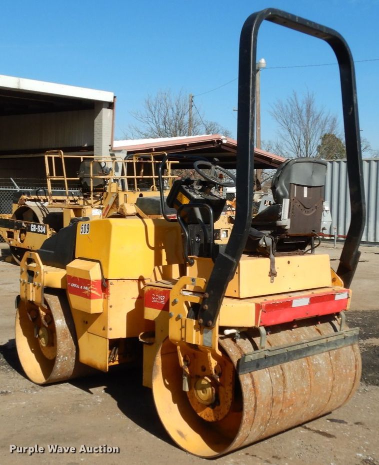 image for item DJ8238 Dynapac CC142  double drum vibratory roller