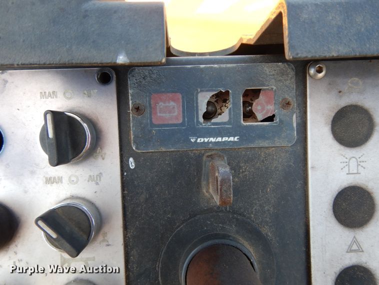 image for item DJ8238 Dynapac CC142  double drum vibratory roller