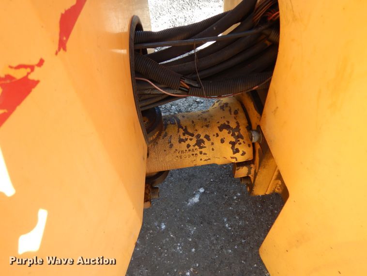 image for item DJ8238 Dynapac CC142  double drum vibratory roller