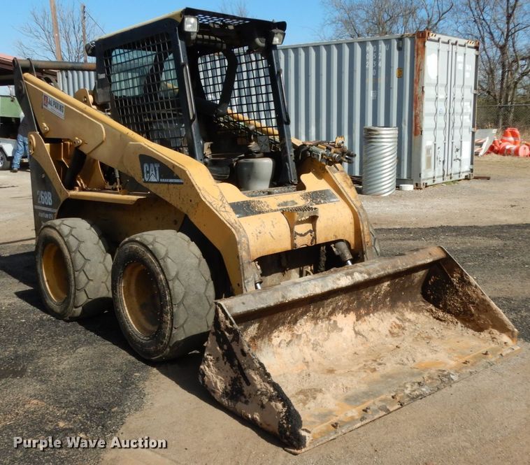 image for item DJ8243 2006 Caterpillar 268B  skid steer loader