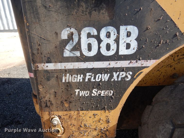 image for item DJ8243 2006 Caterpillar 268B  skid steer loader