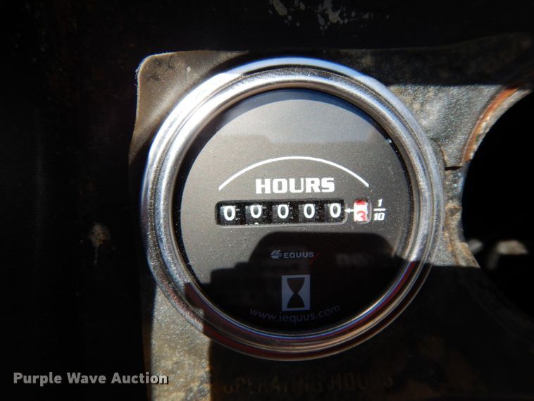 image for item DJ8244 Sullair 185DPQJD  air compressor