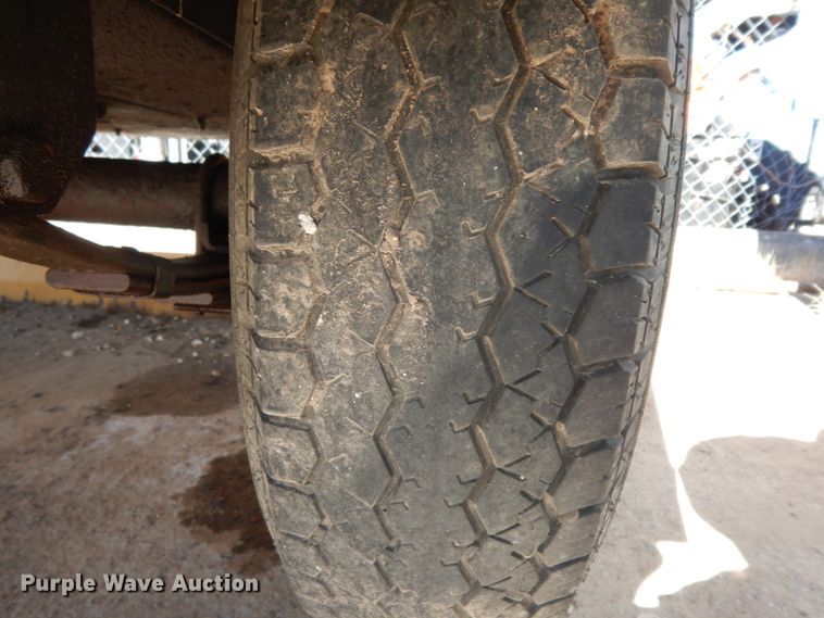 image for item DJ8244 Sullair 185DPQJD  air compressor