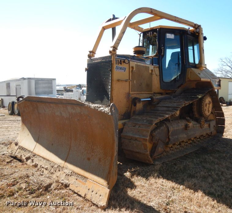 image for item DJ8248 1997 Caterpillar D6M XL  dozer