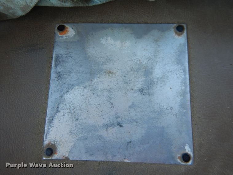 image for item DJ8248 1997 Caterpillar D6M XL  dozer