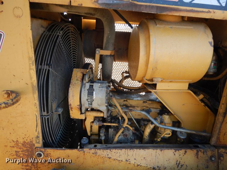 image for item DJ8248 1997 Caterpillar D6M XL  dozer