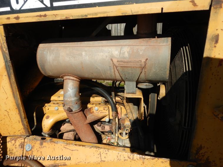 image for item DJ8248 1997 Caterpillar D6M XL  dozer