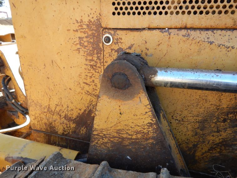 image for item DJ8248 1997 Caterpillar D6M XL  dozer