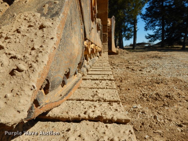 image for item DJ8248 1997 Caterpillar D6M XL  dozer