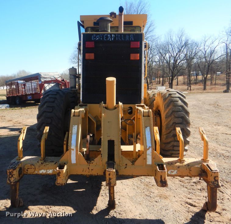 image for item DJ8630 1999 Caterpillar 160H  motor grader