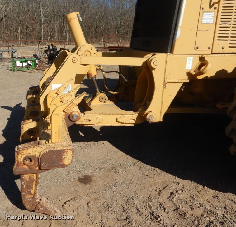 image for item DJ8630 1999 Caterpillar 160H  motor grader