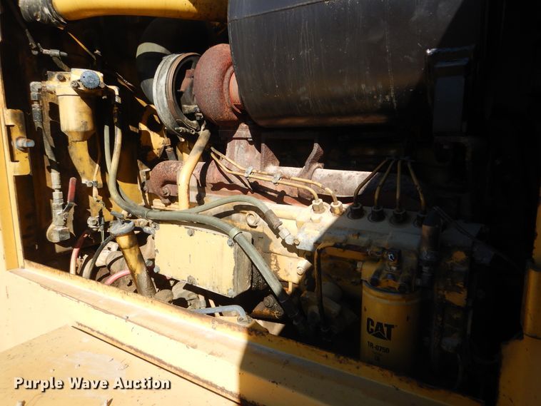 image for item DJ8630 1999 Caterpillar 160H  motor grader