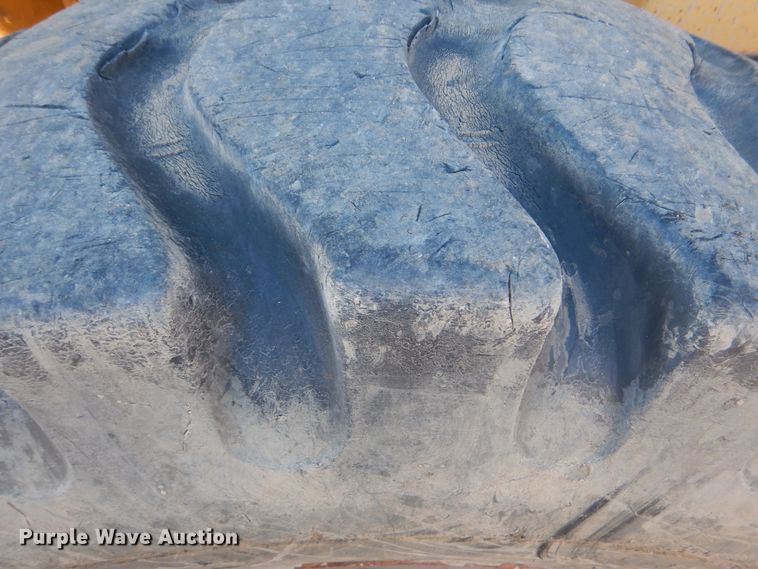 image for item DJ8630 1999 Caterpillar 160H  motor grader