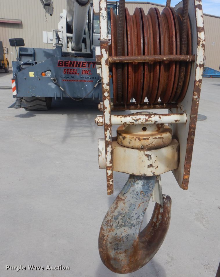 image for item DJ8639 2014 Zoomlion RT75  crane