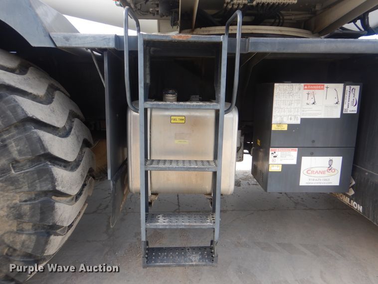 image for item DJ8639 2014 Zoomlion RT75  crane