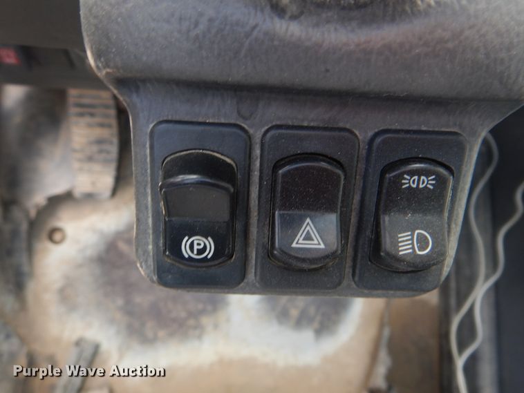 image for item DJ8639 2014 Zoomlion RT75  crane