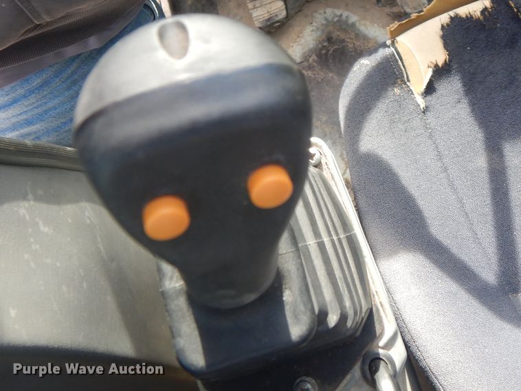 image for item DJ8639 2014 Zoomlion RT75  crane