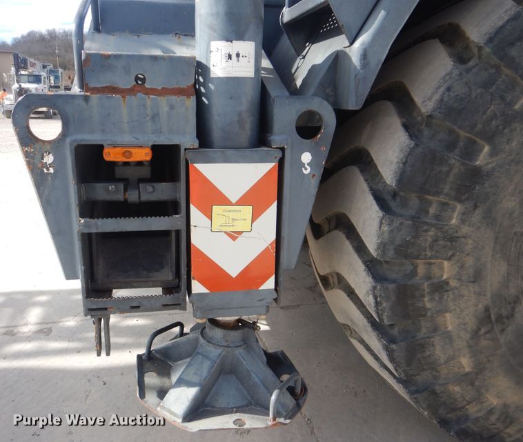 image for item DJ8639 2014 Zoomlion RT75  crane