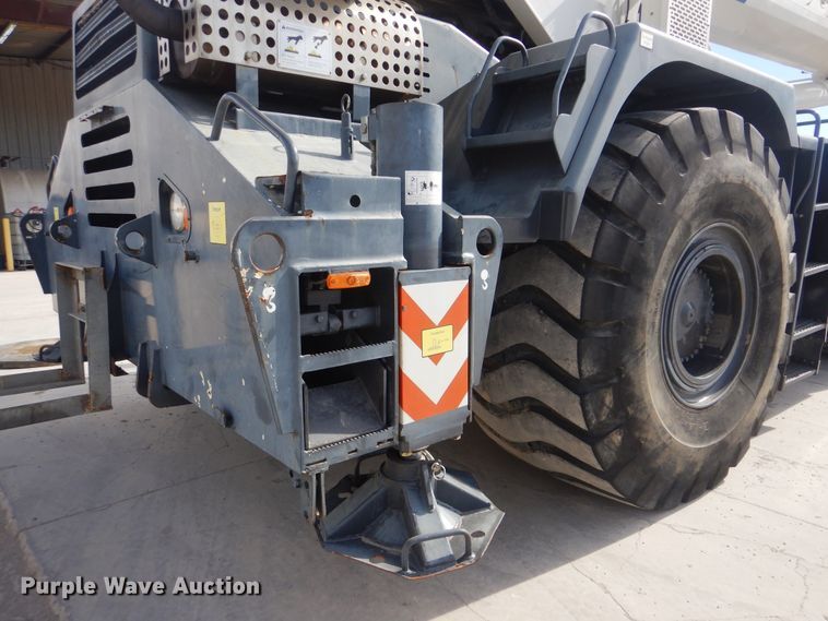 image for item DJ8639 2014 Zoomlion RT75  crane