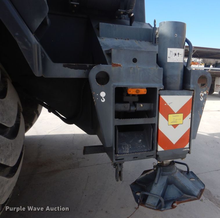 image for item DJ8639 2014 Zoomlion RT75  crane